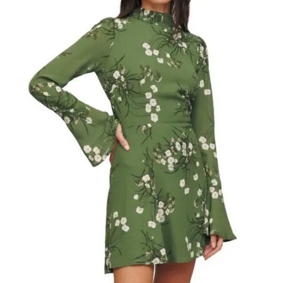 Reformation Dresses & Skirts - Reformation Persis Floral Minidress